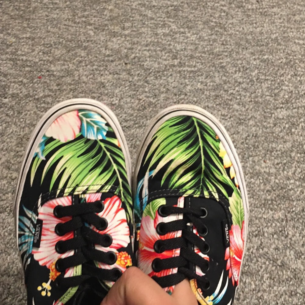 Vans Off The Wall Floral Tropical Hawaiian Print Black Size 6.5 - Picture 8 of 10